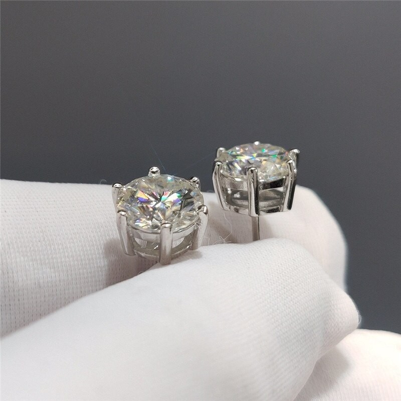 Classic Six Claw 925 Sterling Silver Real Moissanite Diamond Stud Earrings 0.6ct 1ct 0.6-4Carats D Color VVS Sparkling Moissanite Round Brilliant Cut Temperament Simple Fashion Gemstone Earrings for